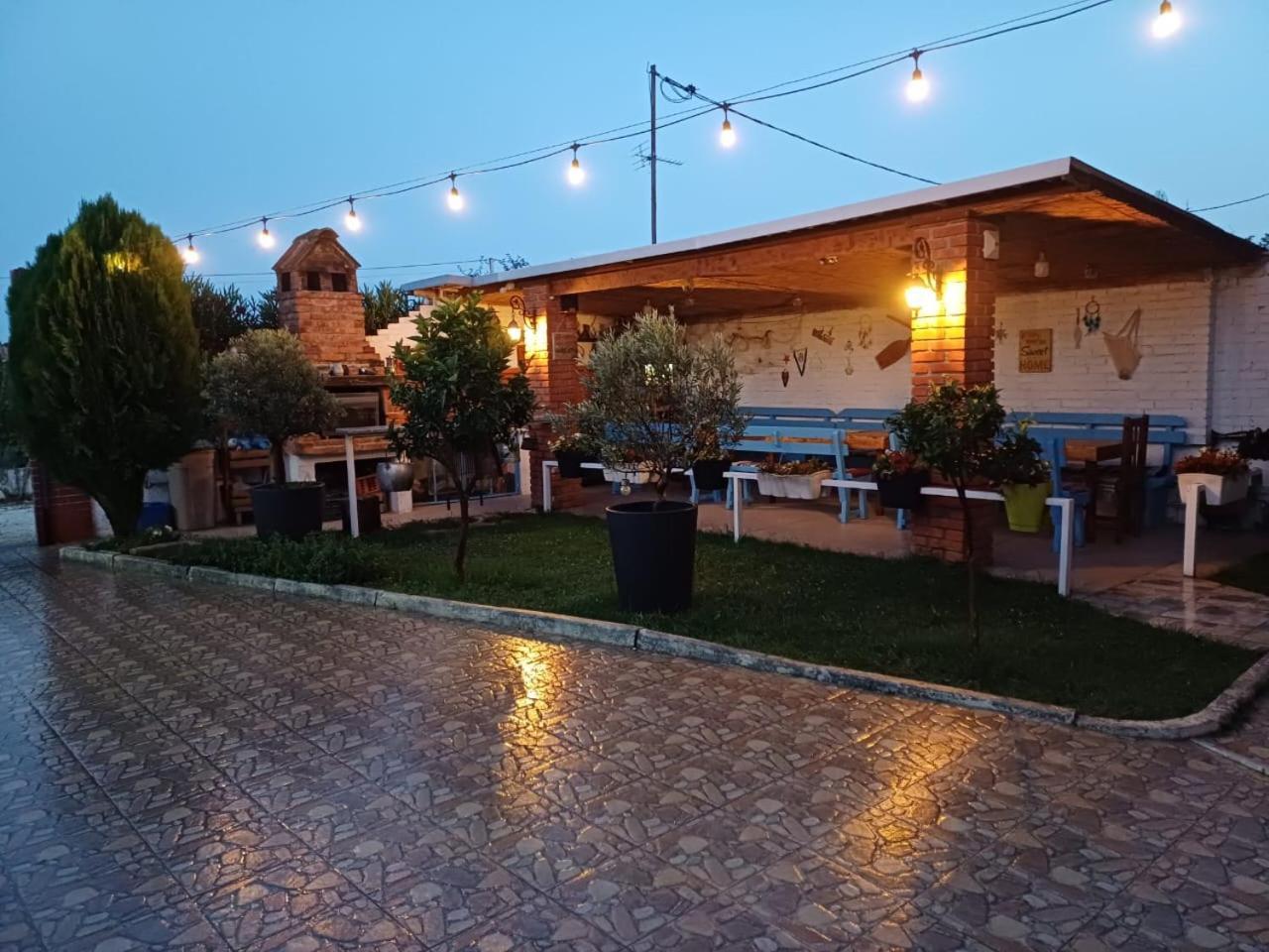 Vila Jone Golem  Buitenkant foto