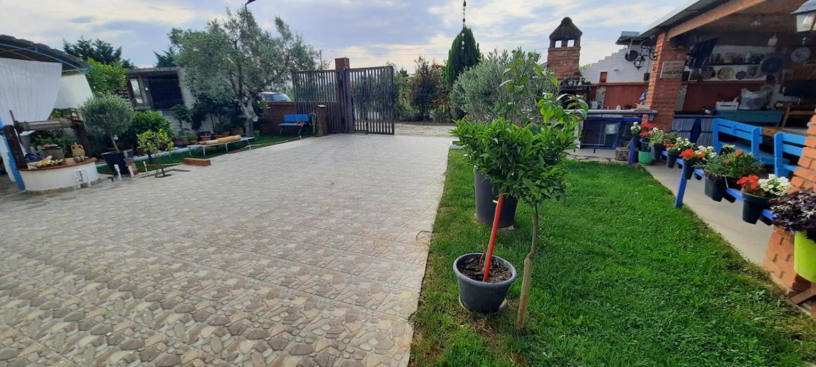 Vila Jone Golem  Buitenkant foto